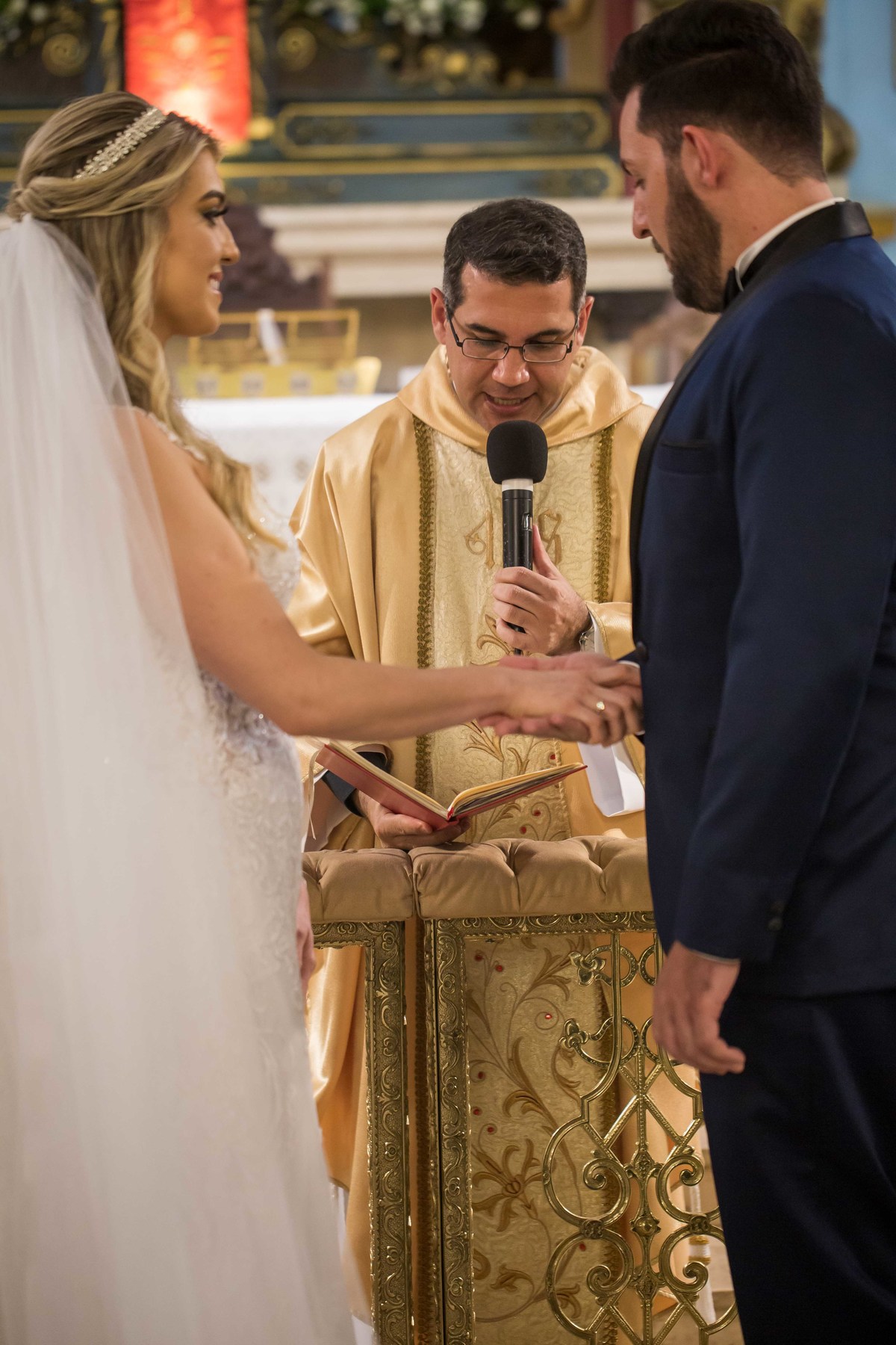 fotos casamento casal noivos gabriela e paulo em igreja catolica campinas sp fotografo denis silveira fotografia