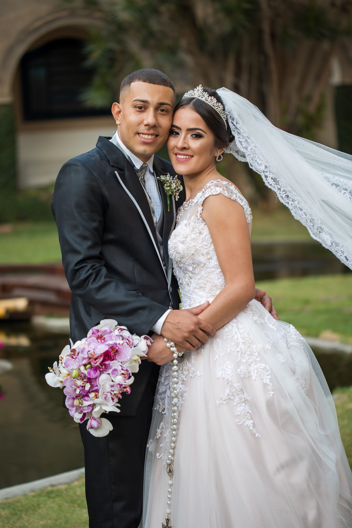 fotos de casamento realizado em indaiatuba sp do casal de noivos leticia e evandro cerimonia religiosa em igreja fotografo denis silveira fotografia