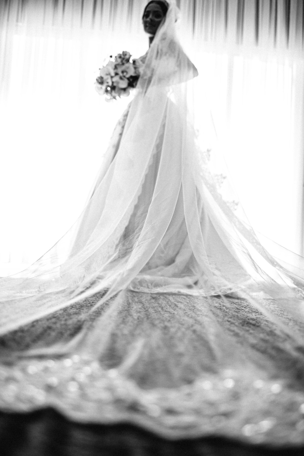 fotos de casamento realizado em indaiatuba sp do casal de noivos leticia e evandro cerimonia religiosa em igreja fotografo denis silveira fotografia