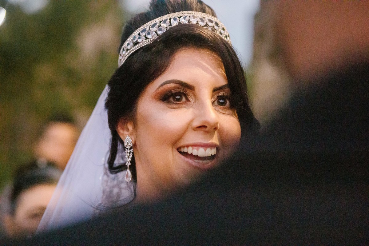 fotos de casamento no castelo dos vinhais em vinhedo casal de noivos elisangela e alberto fotografia pelo fotografo denis silveira