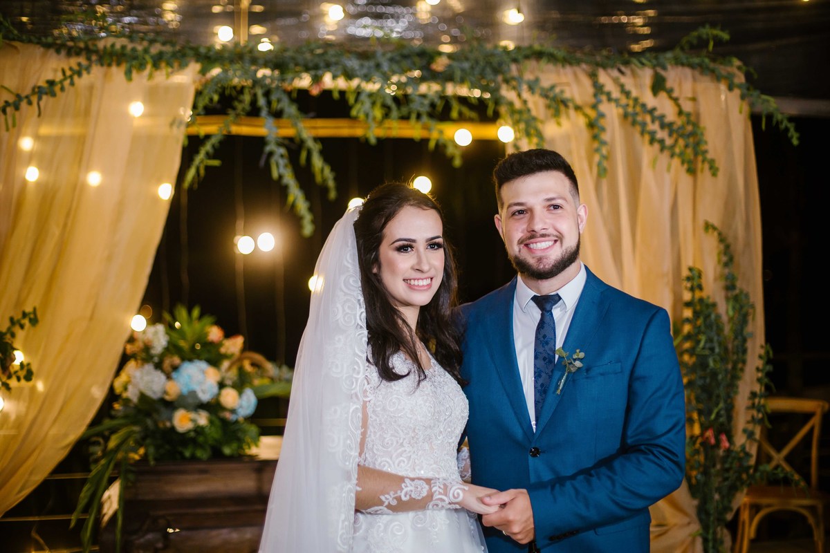 fotos casamento casal julia e arthur no espaco saab eventos em vinhedo sp