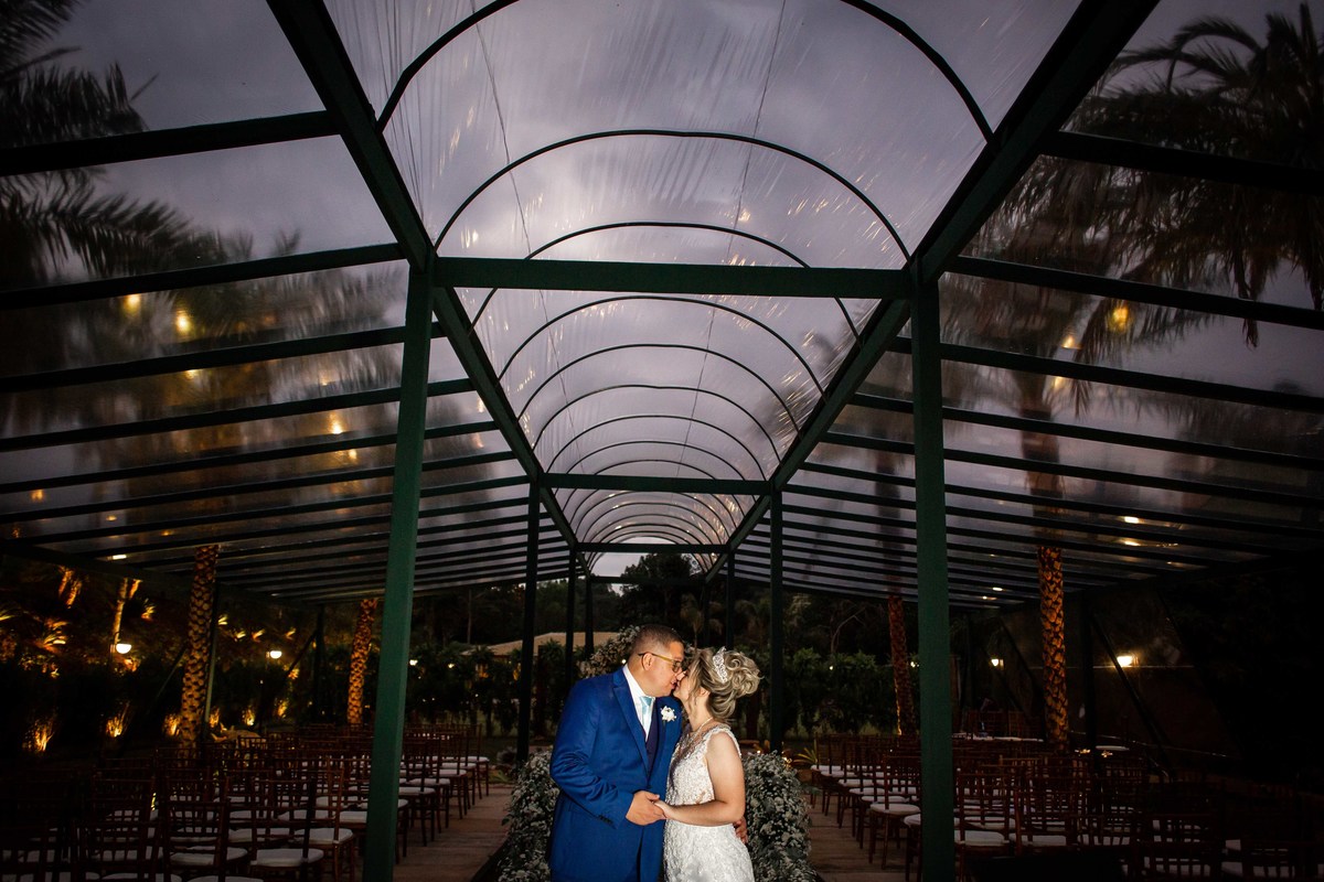 fotos casamento casal de de noivos Lediany e Ezequiel no espaço Recanto Yeshua em Itatiba SP fotografo Denis Silveira Fotografia