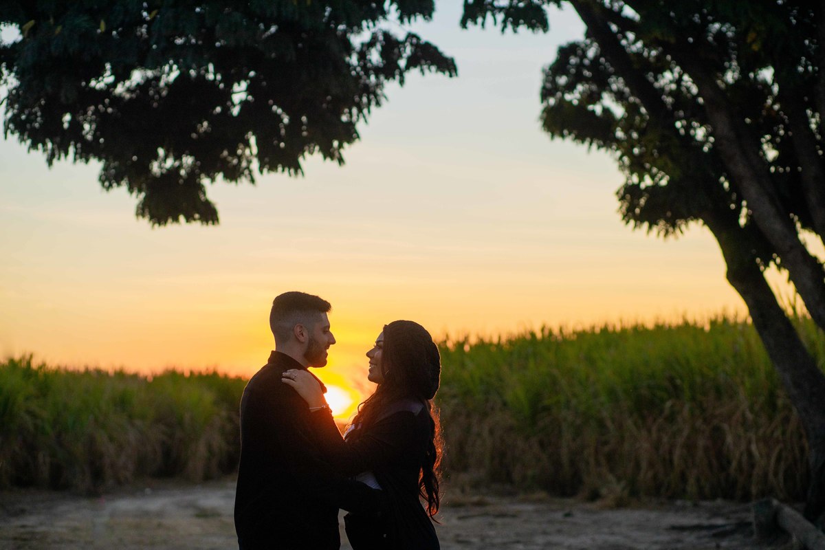 fotos ensaio pre wedding de casal em holambra sp fotografia por Denis Silveira sessao de fotos pre casamento casal de noivos ana flavia e gustavo