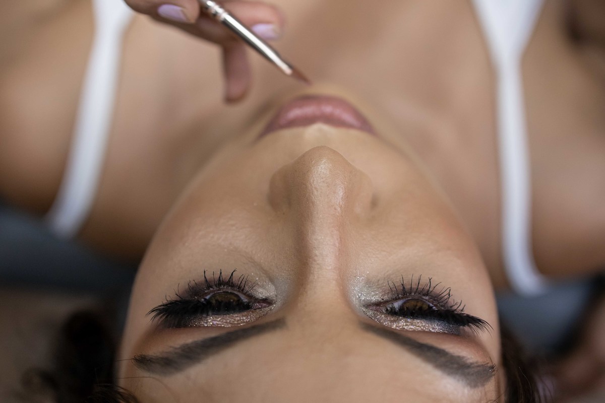 fotografia de casamento em campinas no espaco supremo casal de noivos julia e felipe fotos pelo fotografo denis silveira