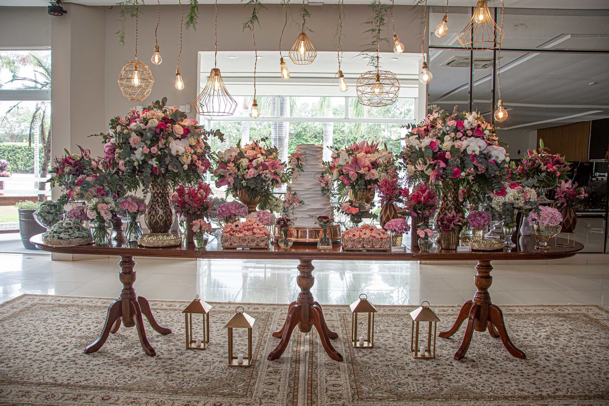 fotografia de casamento em campinas no espaco supremo casal de noivos julia e felipe fotos pelo fotografo denis silveira