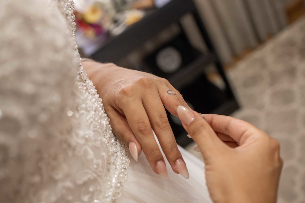 fotografia de casamento em campinas no espaco supremo casal de noivos julia e felipe fotos pelo fotografo denis silveira