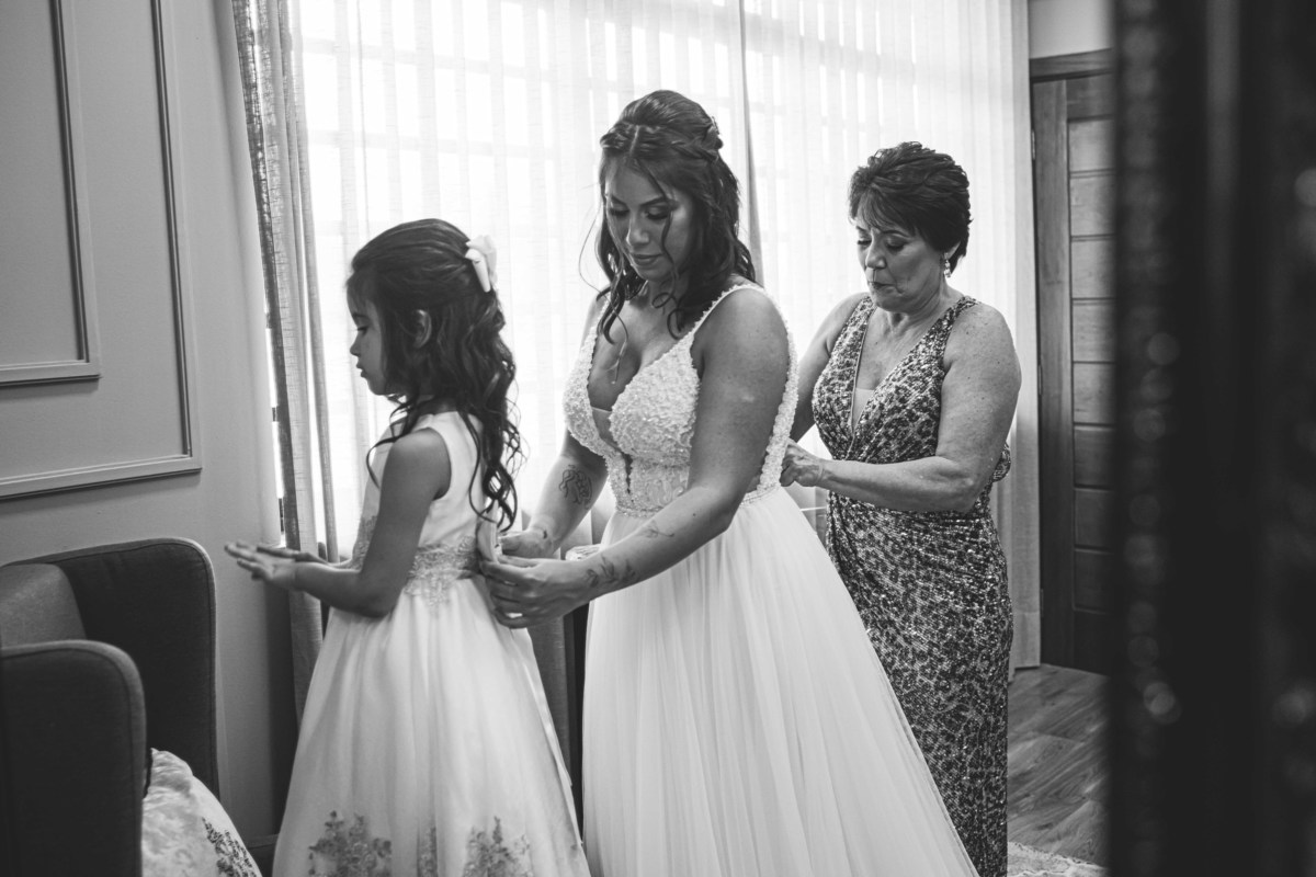 fotografia de casamento em campinas no espaco supremo casal de noivos julia e felipe fotos pelo fotografo denis silveira