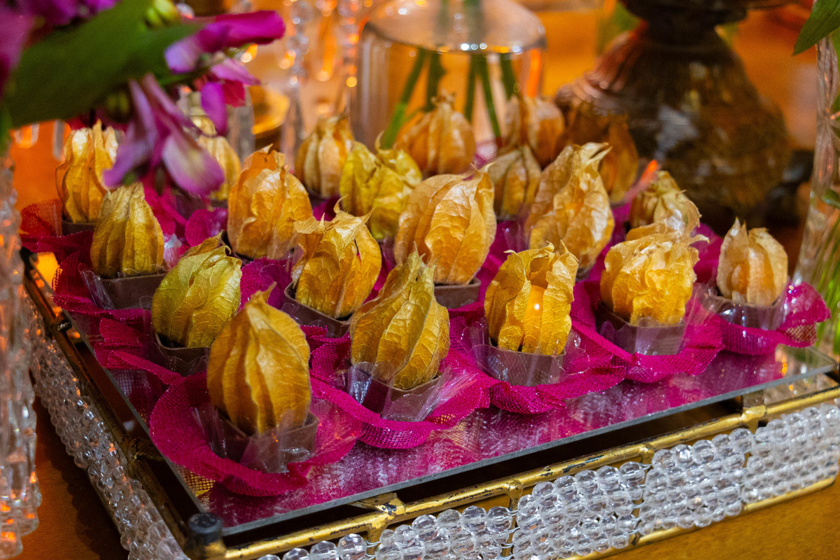 fotos de casamento no campo casal de noivos ana flavia e gustavo espaco luz do campo eventos nova odessa sp making of da noiva beauty longe paula espelho fotografia pelo fotografo denis silveira