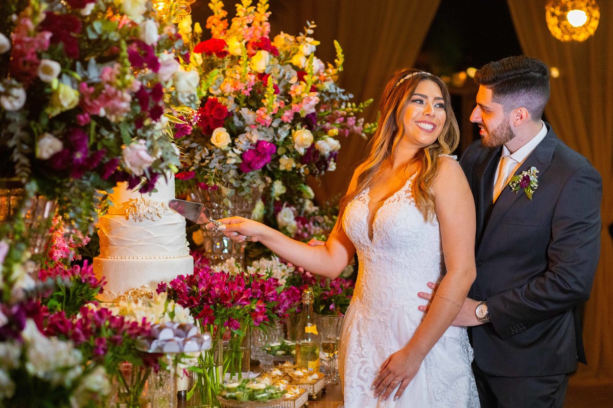 fotos de casamento no campo casal de noivos ana flavia e gustavo espaco luz do campo eventos nova odessa sp making of da noiva beauty longe paula espelho fotografia pelo fotografo denis silveira