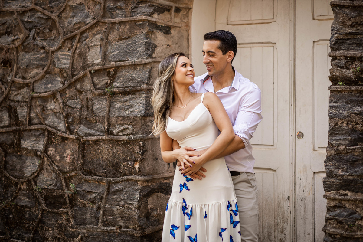 ensaio de casal de noivos isabel e renan pre wedding em parque ecologico em campinas/sp fotografia pelo fotografo denis silveira