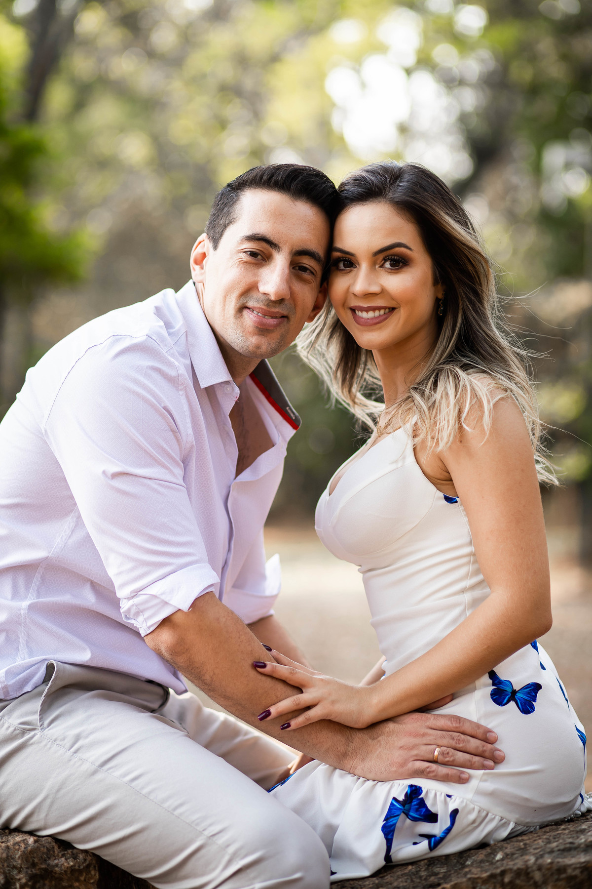 ensaio de casal de noivos isabel e renan pre wedding em parque ecologico em campinas/sp fotografia pelo fotografo denis silveira