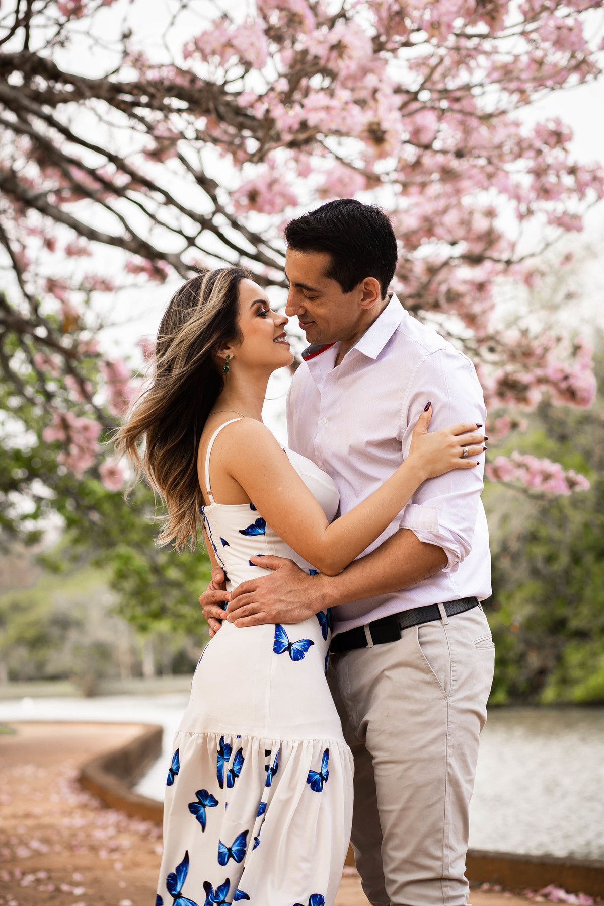 ensaio de casal de noivos isabel e renan pre wedding em parque ecologico em campinas/sp fotografia pelo fotografo denis silveira