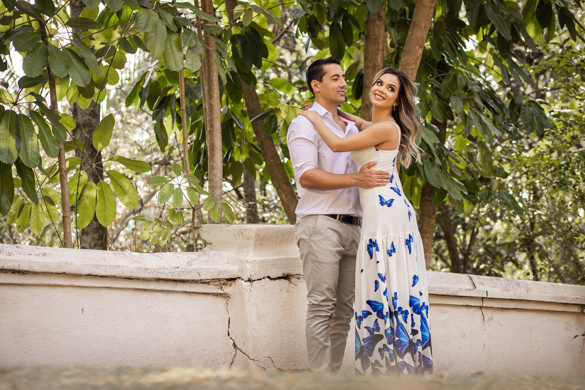 ensaio de casal de noivos isabel e renan pre wedding em parque ecologico em campinas/sp fotografia pelo fotografo denis silveira
