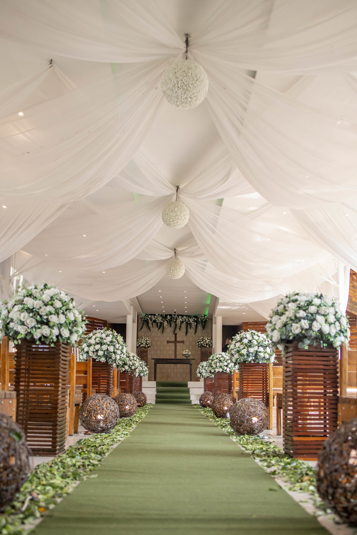 fotografia casamento casal noivos ruchelly e andre em mairipora sp no espaco alpes serrano fotos pelo fotografo denis silveira