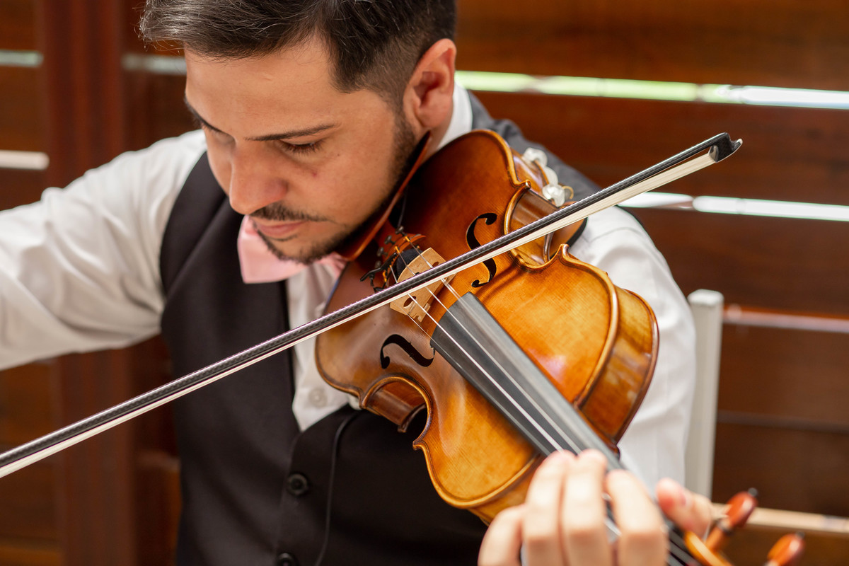 fotografia casamento casal noivos ruchelly e andre em mairipora sp no espaco alpes serrano fotos pelo fotografo denis silveira