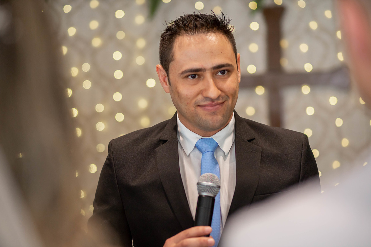 fotografia casamento casal noivos ruchelly e andre em mairipora sp no espaco alpes serrano fotos pelo fotografo denis silveira