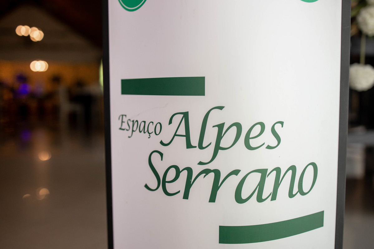 fotografia casamento casal noivos ruchelly e andre em mairipora sp no espaco alpes serrano fotos pelo fotografo denis silveira