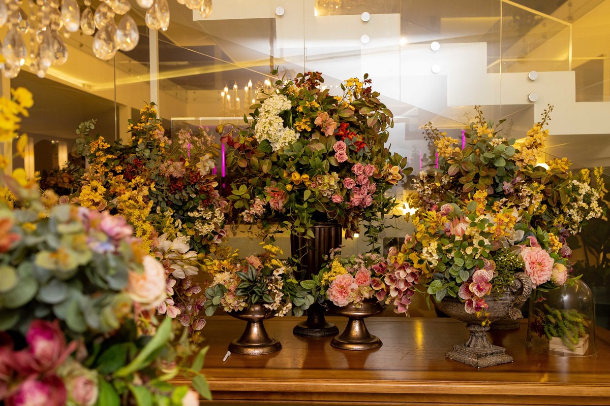 fotografia casamento em igreja catolica nossa senhra da penha em sao paulo sp festa e recepção espaco mansao isadora cortez ritmo samba fotografo denis silveira wedding photography