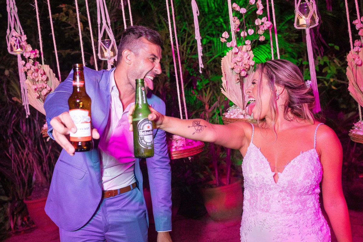 Beach Wedding Photography fotos de casamento na praia em toque toque pequeno litoral de sp casal de noivos Jessica e Thiago matrimonio pé na areia recepcao Barracuda Beach Bar de frente ao mar fotografo Denis Silveira Fotografia