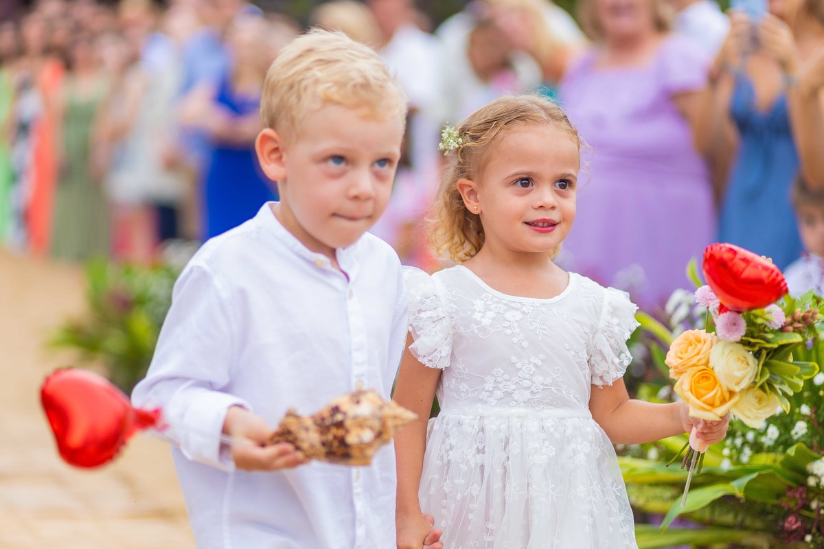 Beach Wedding Photography fotos de casamento na praia em toque toque pequeno litoral de sp casal de noivos Jessica e Thiago matrimonio pé na areia recepcao Barracuda Beach Bar de frente ao mar fotografo Denis Silveira Fotografia
