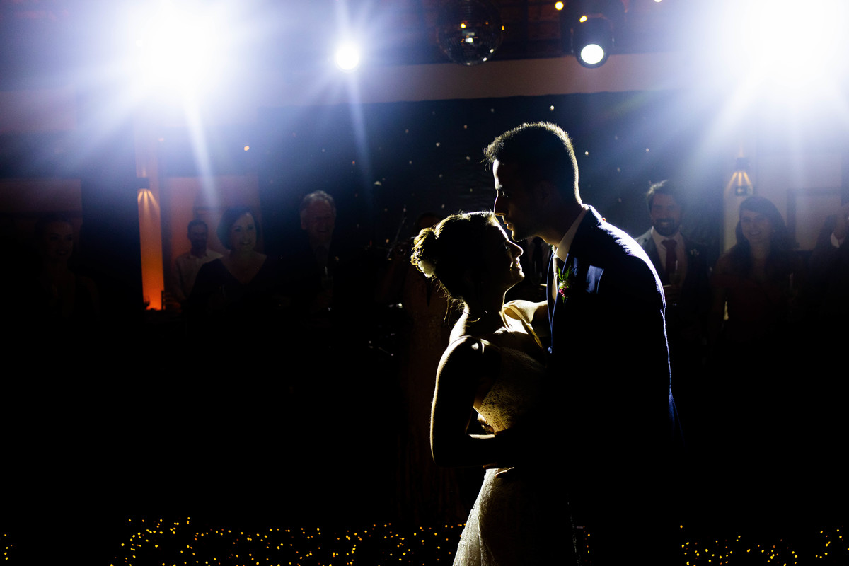 fotos casamento casal noivos Carolina e Victor cerimonia de matrimonio em espaco Maraê Moinho em Valinhos SP fotógrafo Denis Silveira fotografia Wedding photography