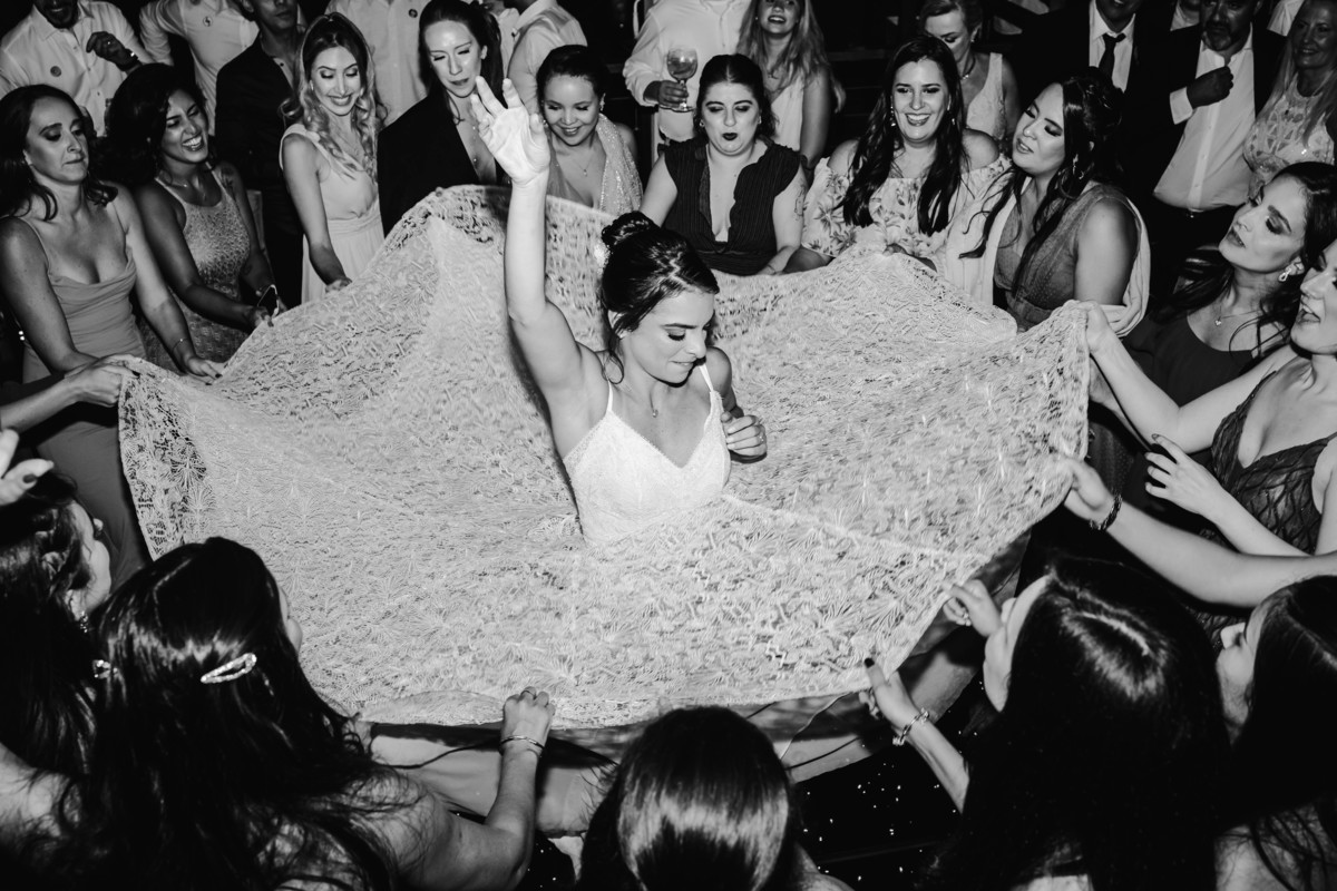 fotos casamento casal noivos Carolina e Victor cerimonia de matrimonio em espaco Maraê Moinho em Valinhos SP fotógrafo Denis Silveira fotografia Wedding photography