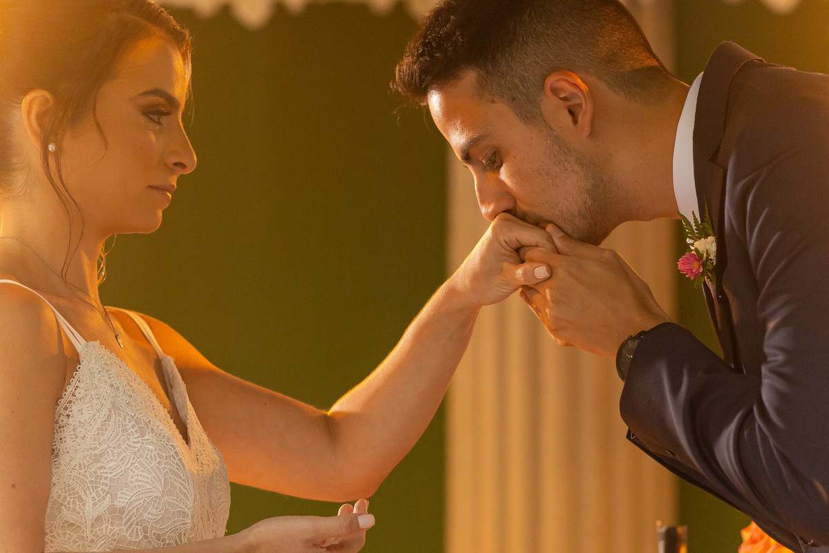 fotos casamento casal noivos Carolina e Victor cerimonia de matrimonio em espaco Maraê Moinho em Valinhos SP fotógrafo Denis Silveira fotografia Wedding photography