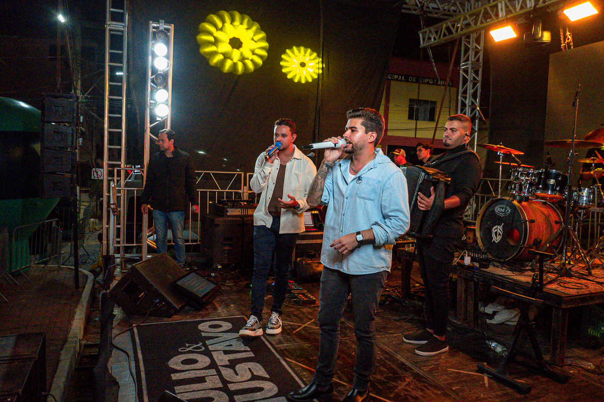 * Premiação do Pedal - Cipo Bike
* Show Banda V80
*Show com Túlio & Gustavo