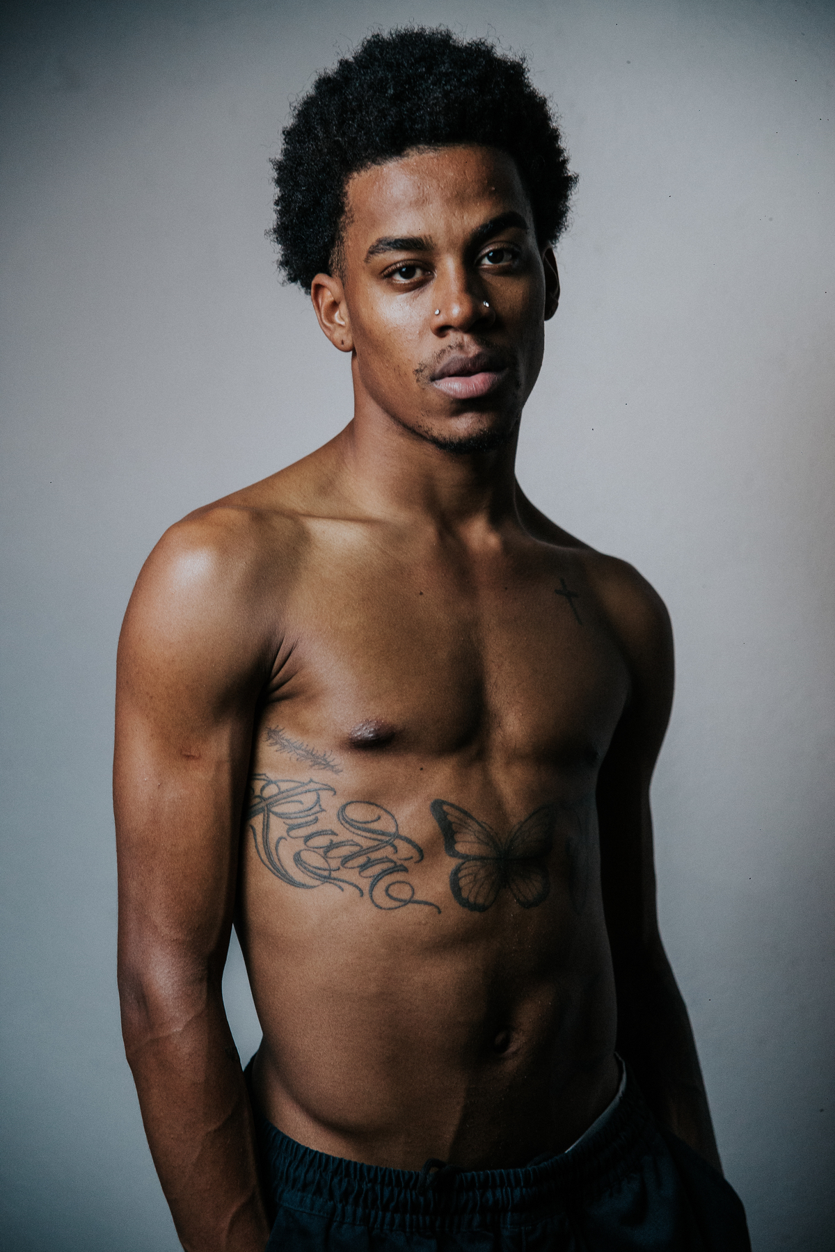 Ensaio Masculino em Belo Horizonte, em uma fotografia de homens pretos com poses estilosas para Instagram