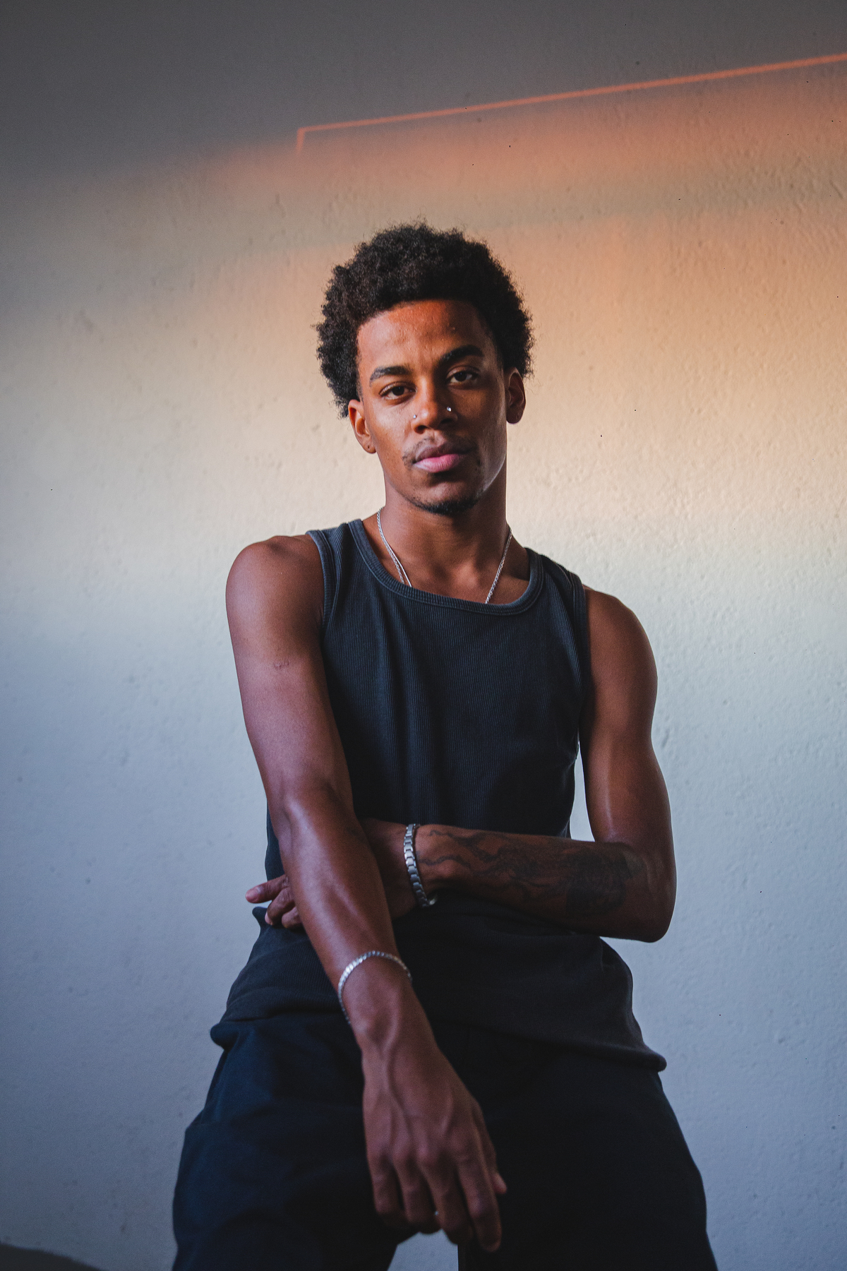 Ensaio Masculino em Belo Horizonte, em uma fotografia de homens pretos com poses estilosas para Instagram