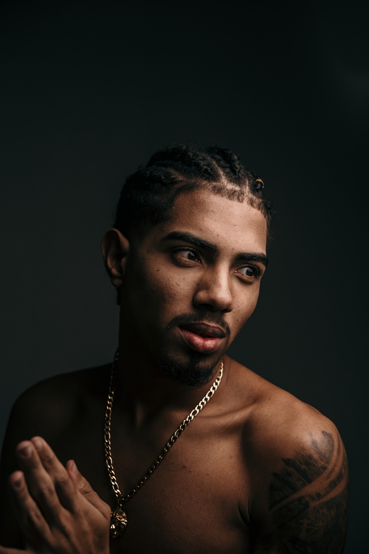 Ensaio Masculino em BH com ideias de poses masculinas 