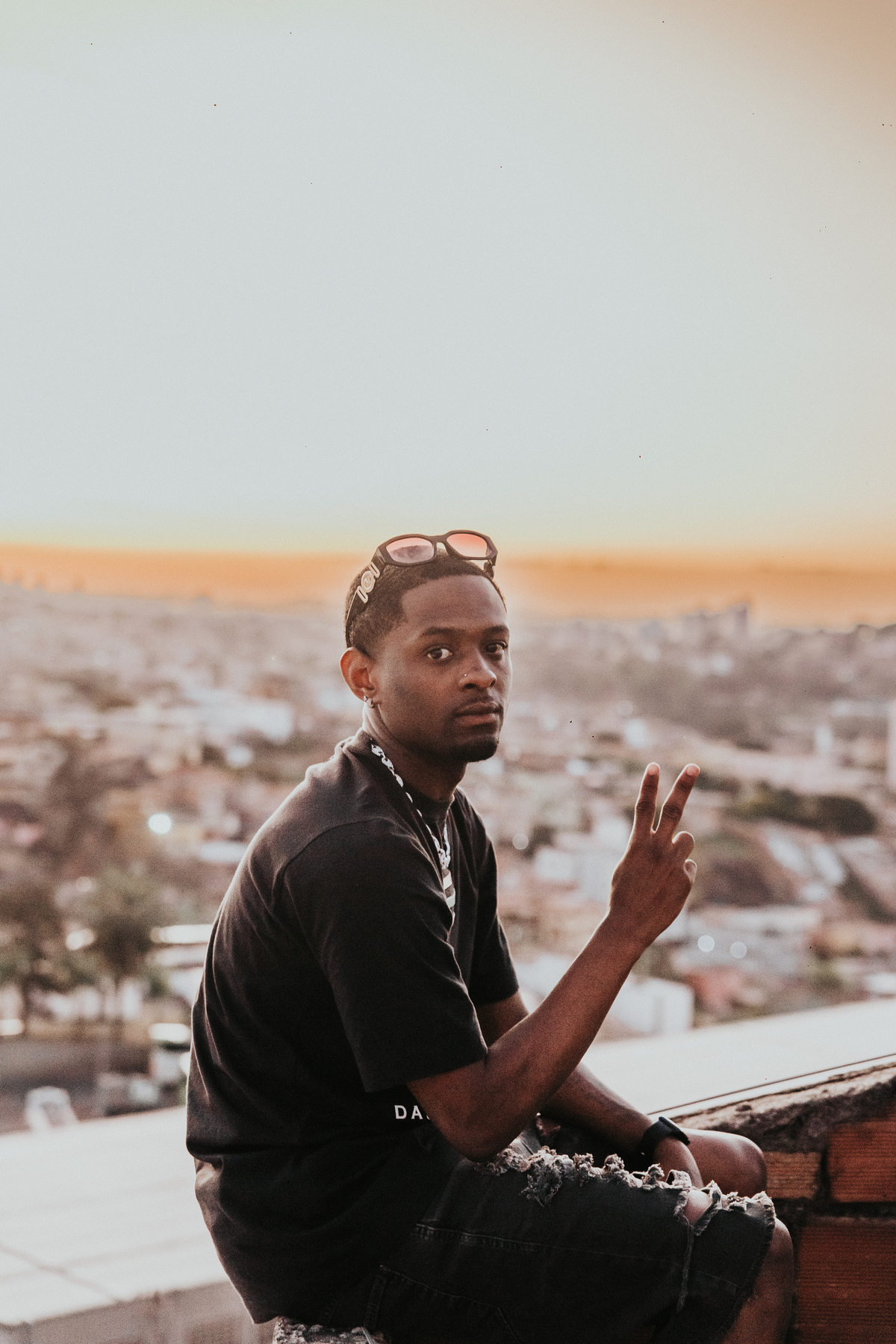 Ensaio Masculino em BH com ideias de poses masculinas 