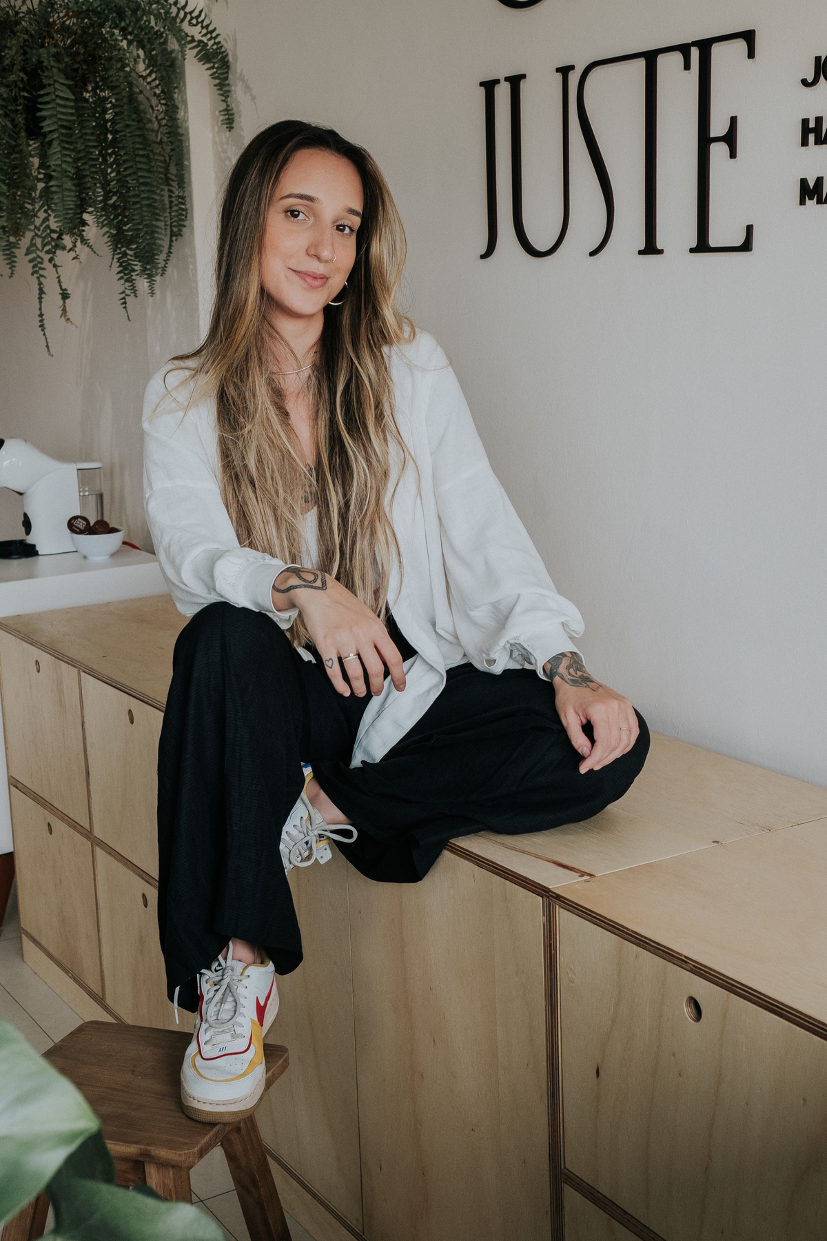 Fotografia profissional em Belo Horizonte de empresária da área de joalheria, Carol Juste