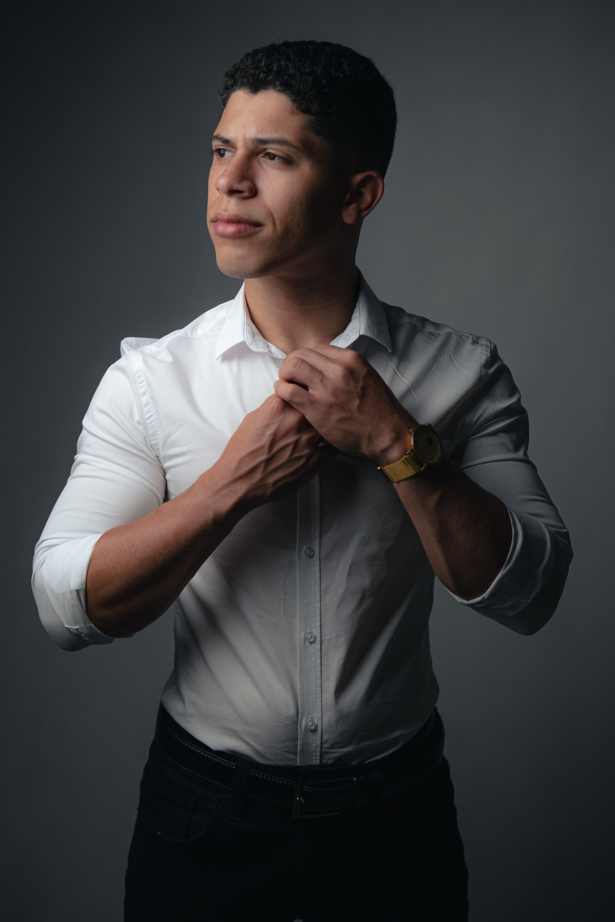 Ensaio corporativo em Belo Horizonte em estúdio no qual utilizamos uma produção de fotos personalizada para cada cliente