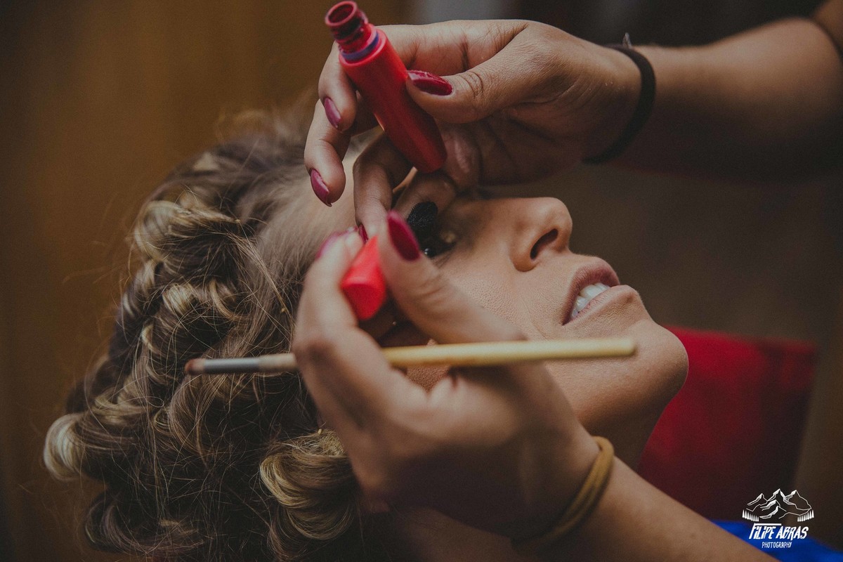 detalhes do make da noiva