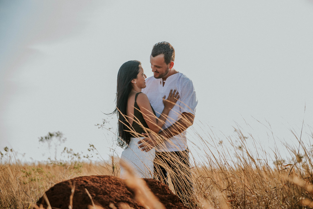 inspiração para ensaio de pré casamento no alto da serra do rola moça
