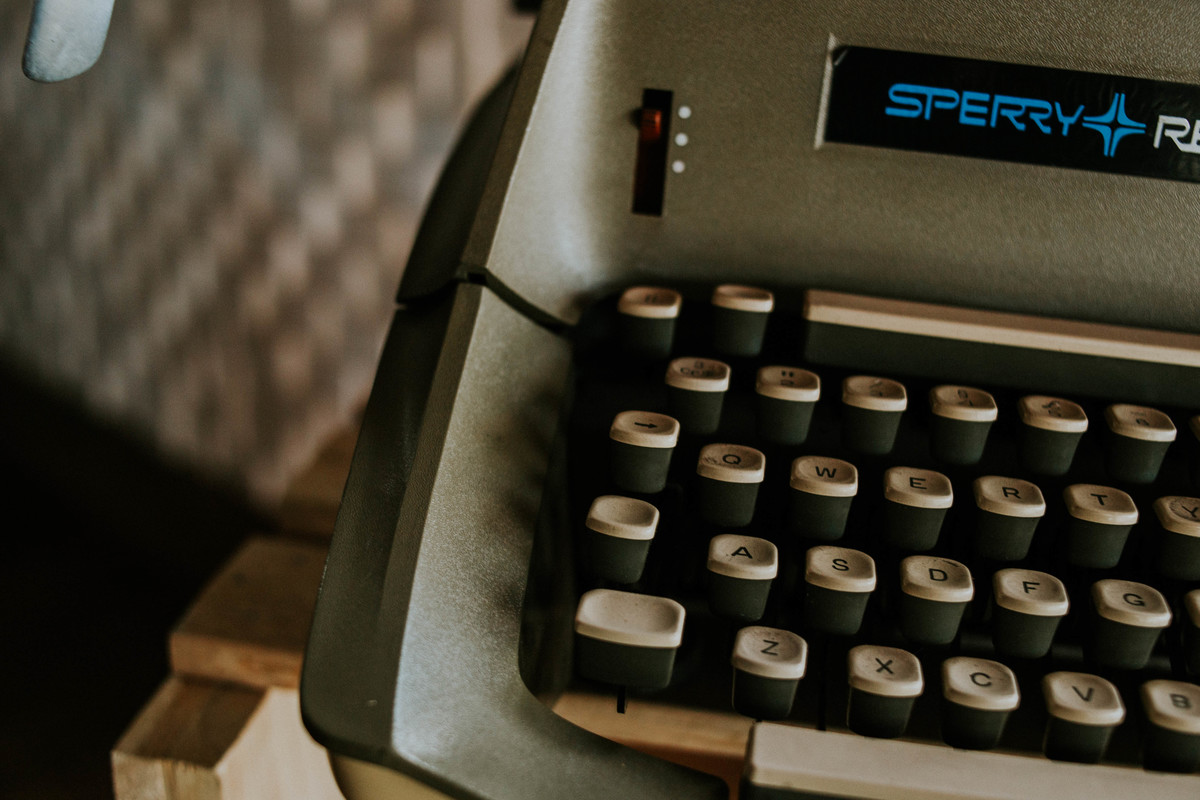 maquina de escrever na decoração do casamento