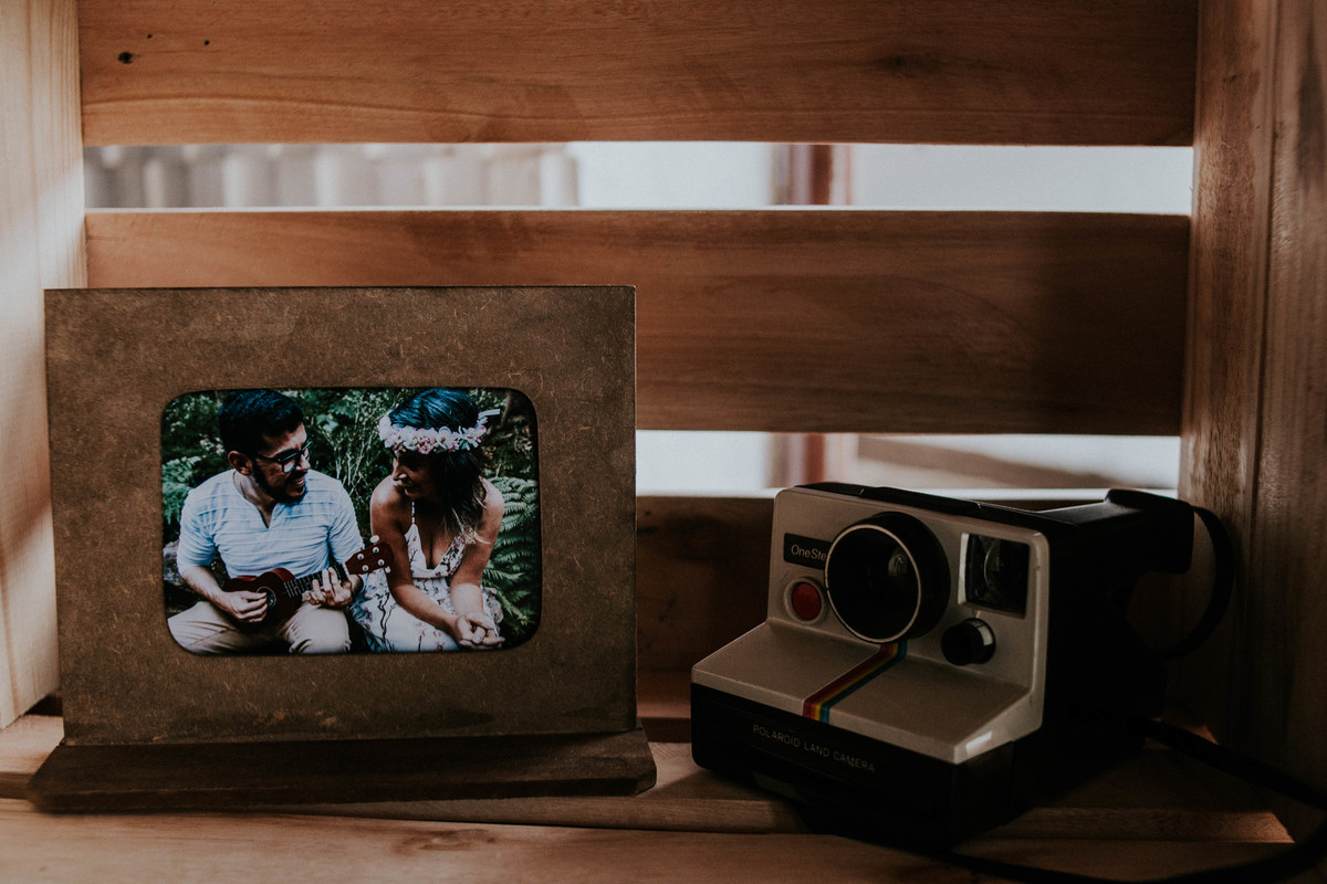 Inspiração para decoração de casamento usando palete e polaroid