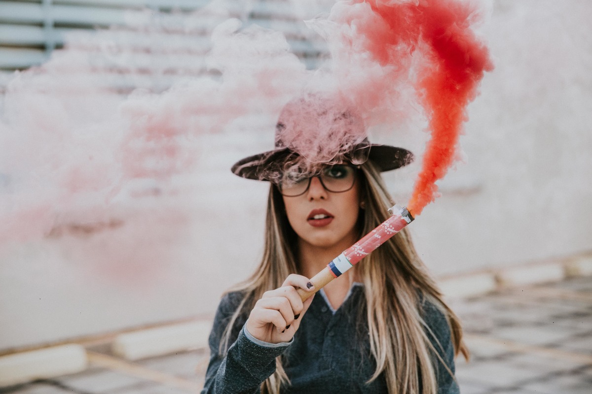 ensaio de 15 anos com fumaça colorida