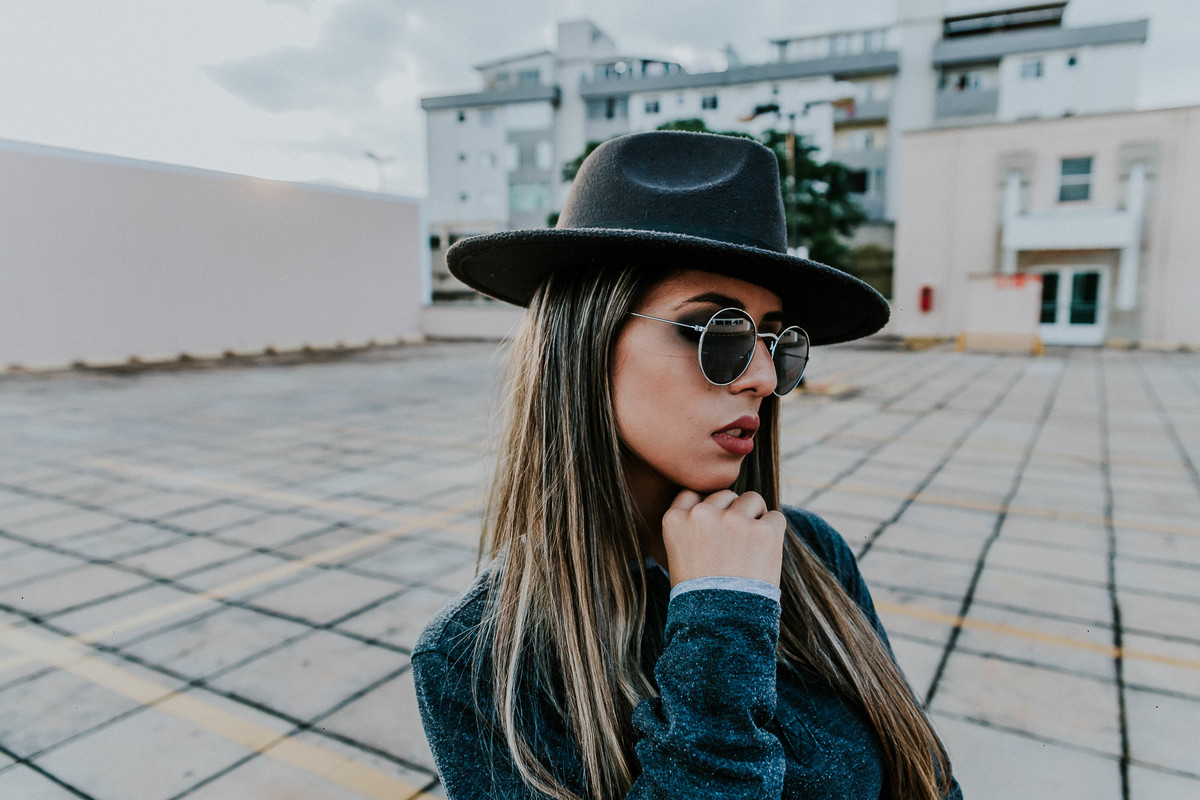 Ensaio feminino criativo feito por um fotografo profissional em betim