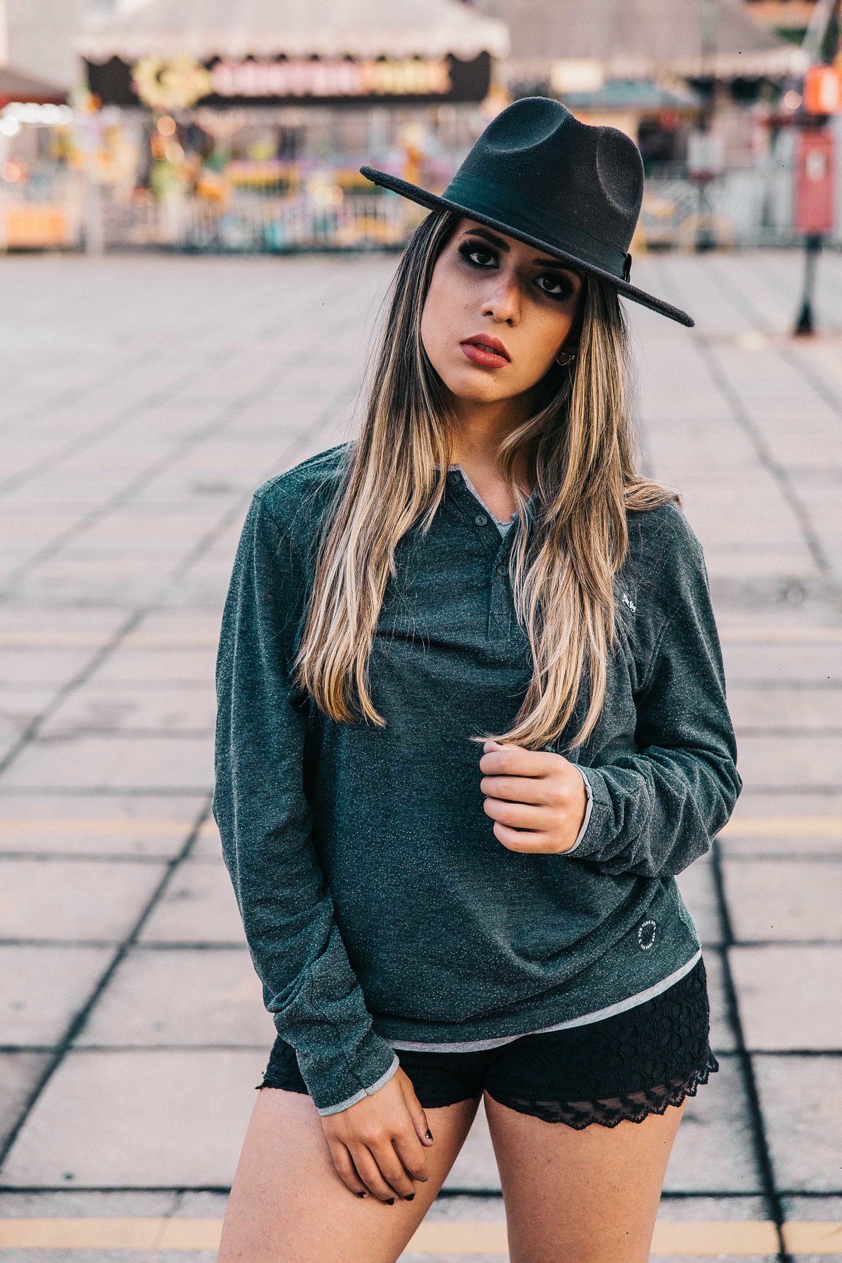 ensaio criativo de 15 anos feito por um fotografo em betim