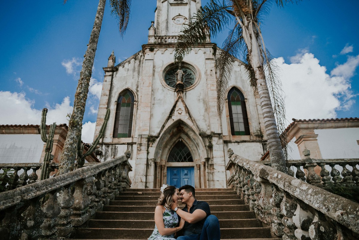 inspiração de pré casamento em cidade histórica em Minas Gerais