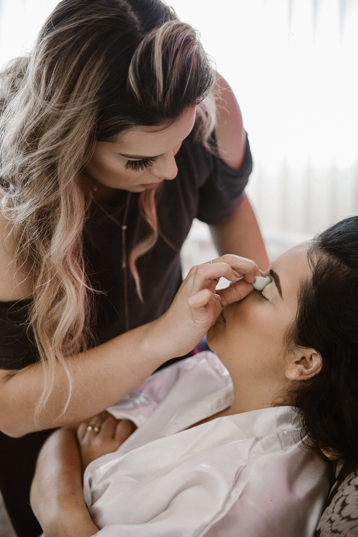 Detalhes do make para casamentos durante o dia em belo horizonte
