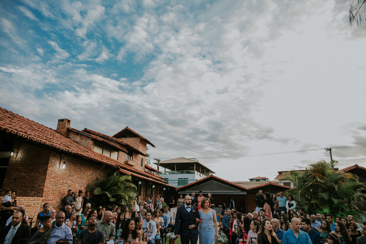 fotografia de casamento durante o dia em Belo Horizonte