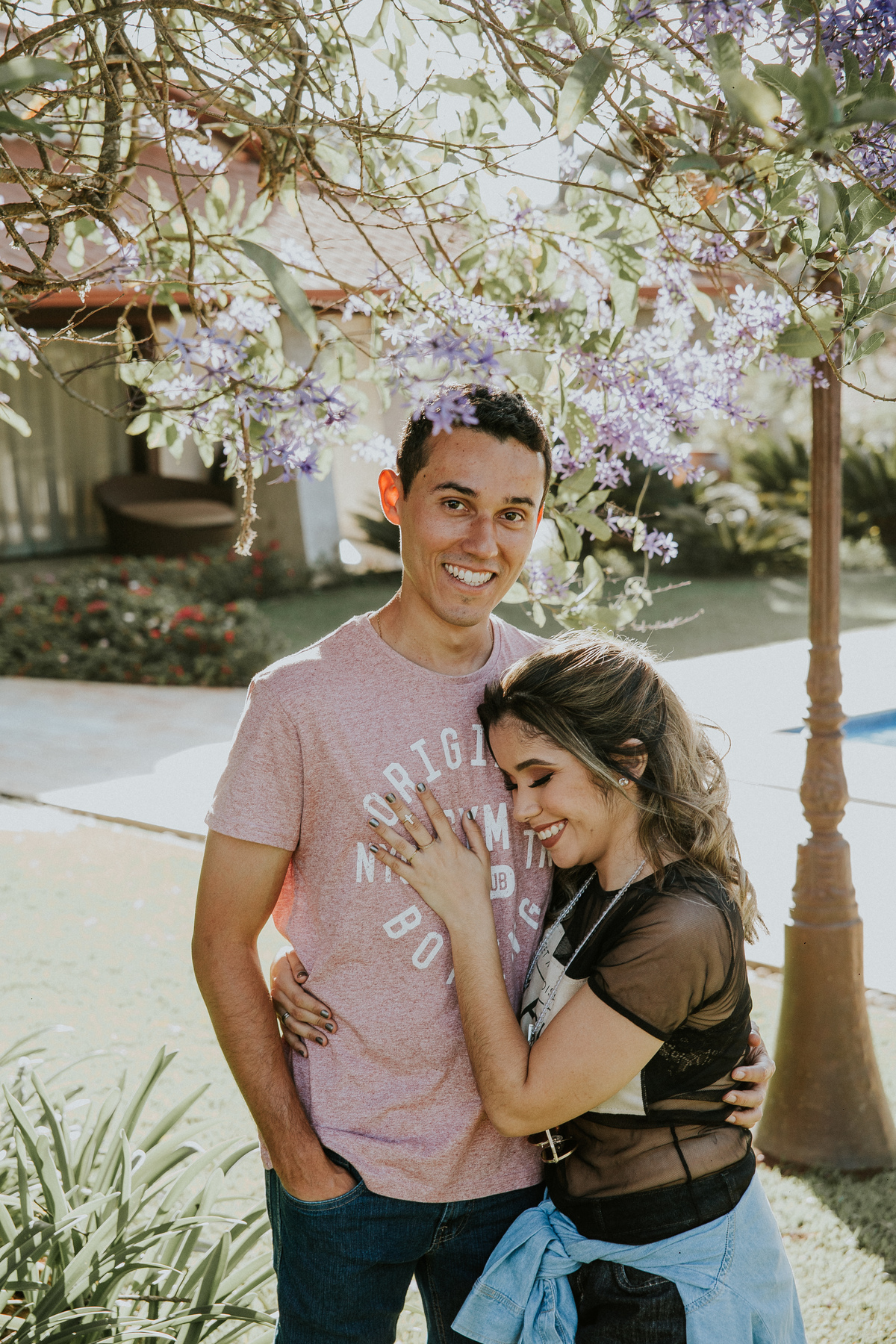 Inspiração de fotografia de casal em um ensaio feito em Betim no espaço divine