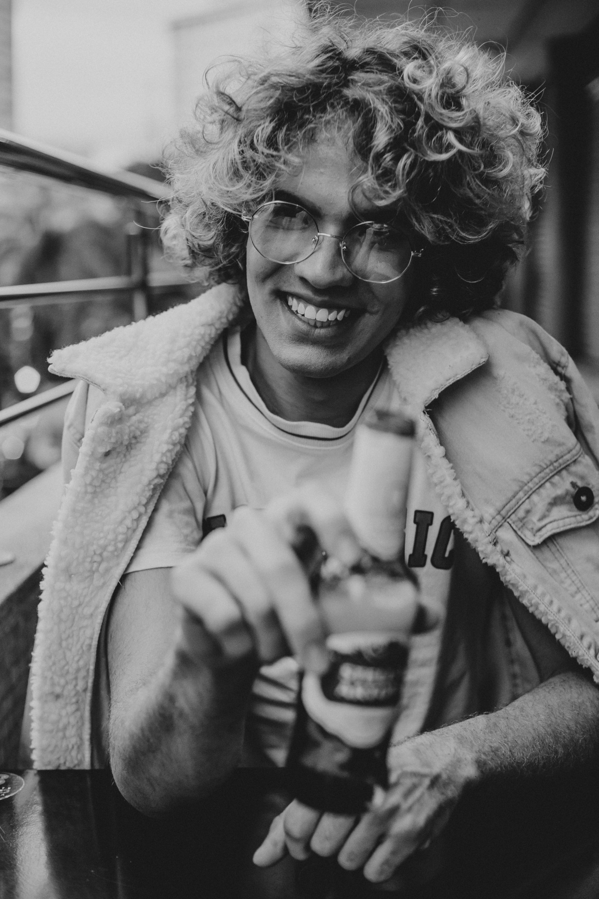 inspiração de ensaio masculino tumblr bebendo cerveja