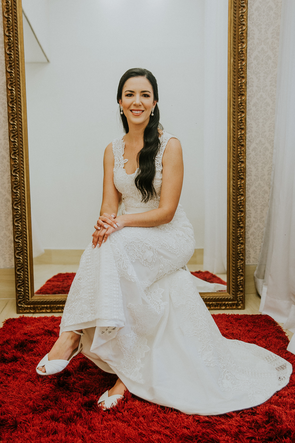  Dia da noiva feito na Simone Siuk em Belo horizonte, no qual a noiva está se arrumando junto com as amigas e com a mãe.