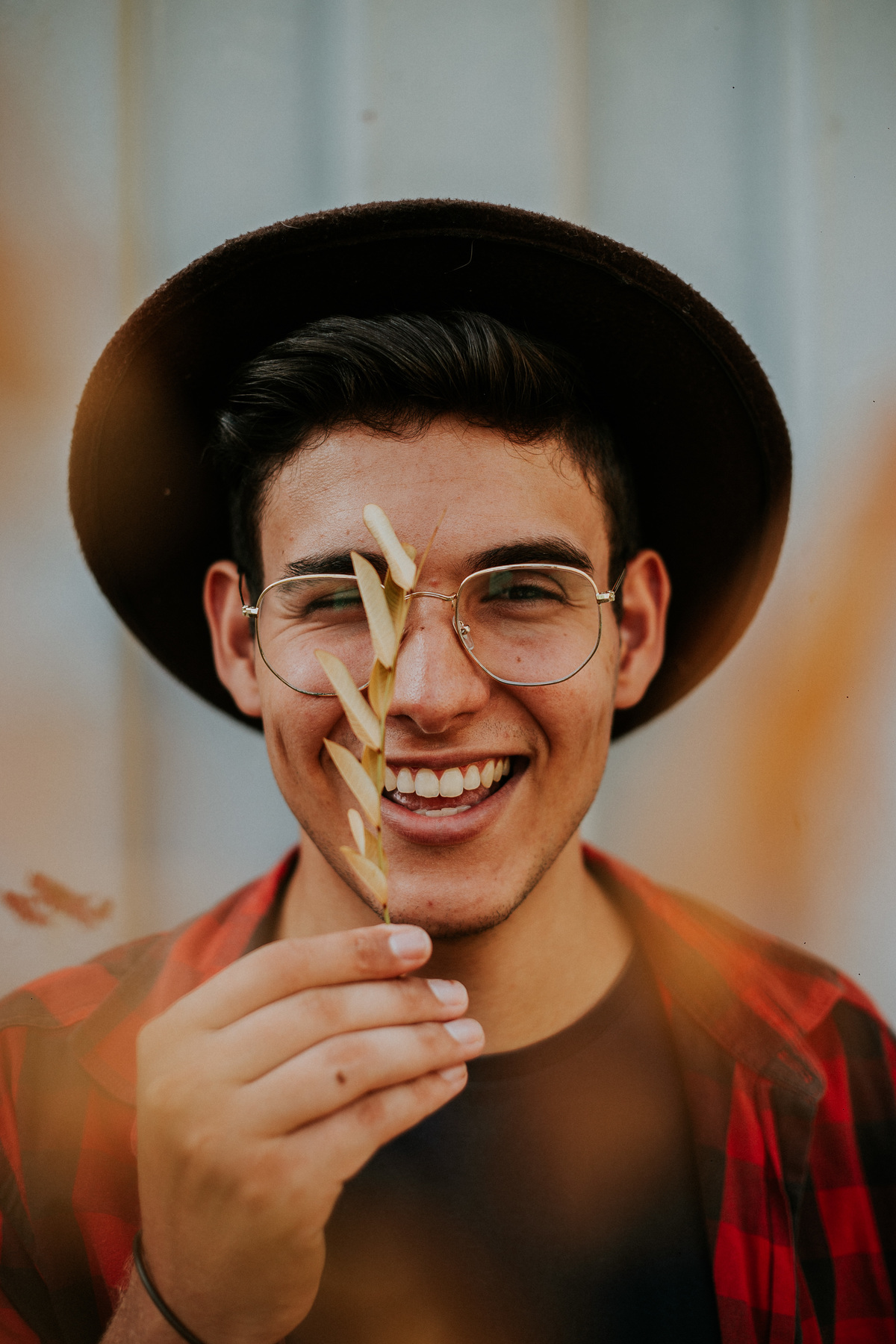 Ensaio masculino em Betim em um lugar abandonado.