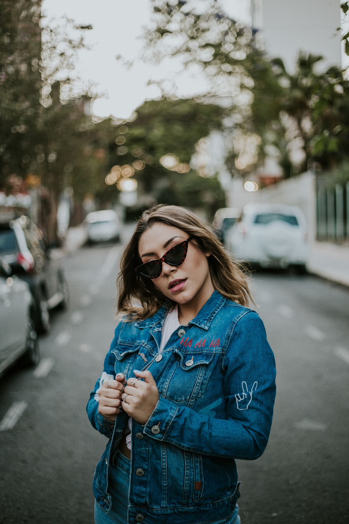 ensaio feminino urbano no estilo life style feito na savassi em belo horizonte 