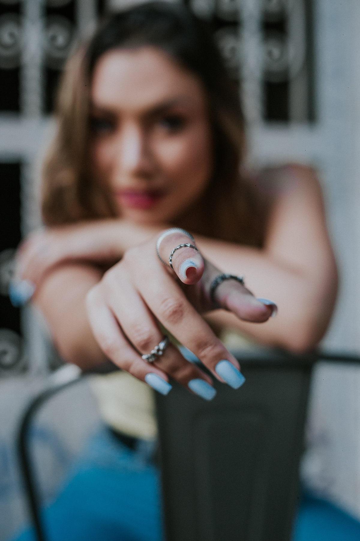 ensaio feminino urbano no estilo life style feito na savassi em belo horizonte 